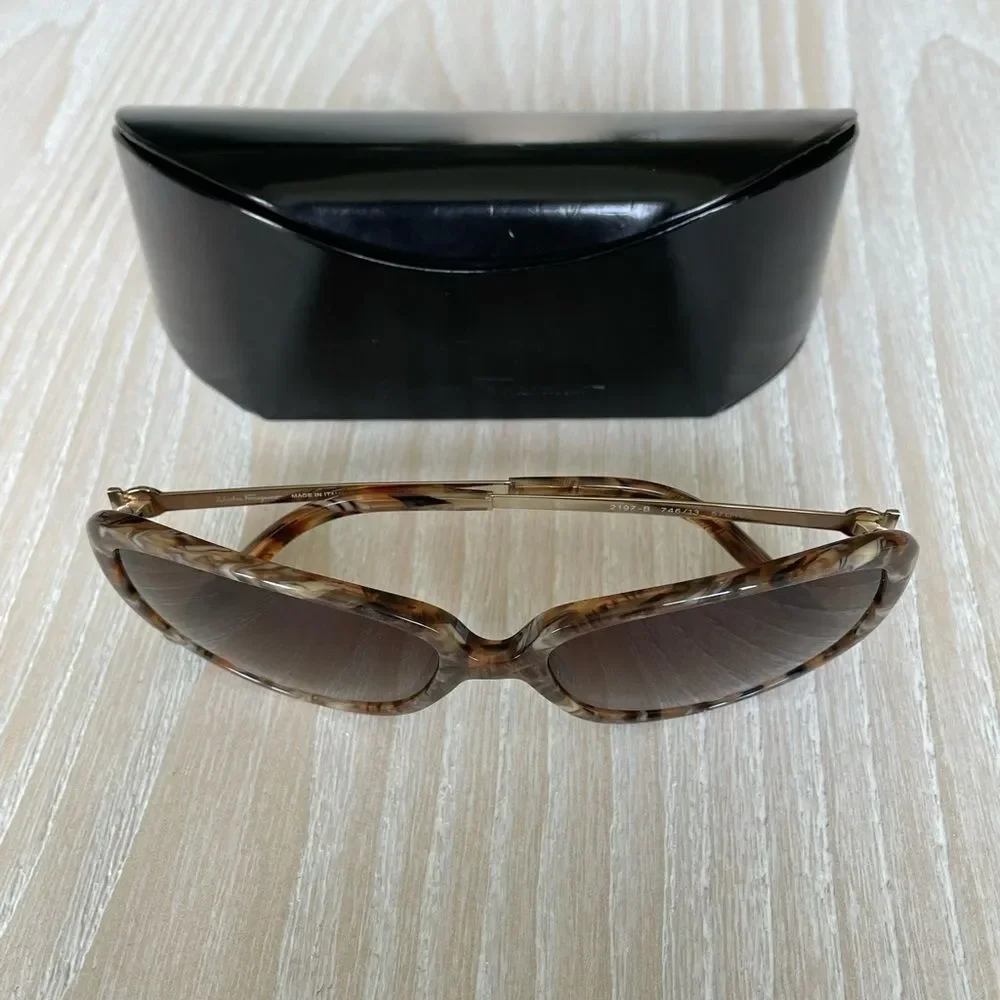 Salvatore Ferragamo NWOT women’s brown sunglasses